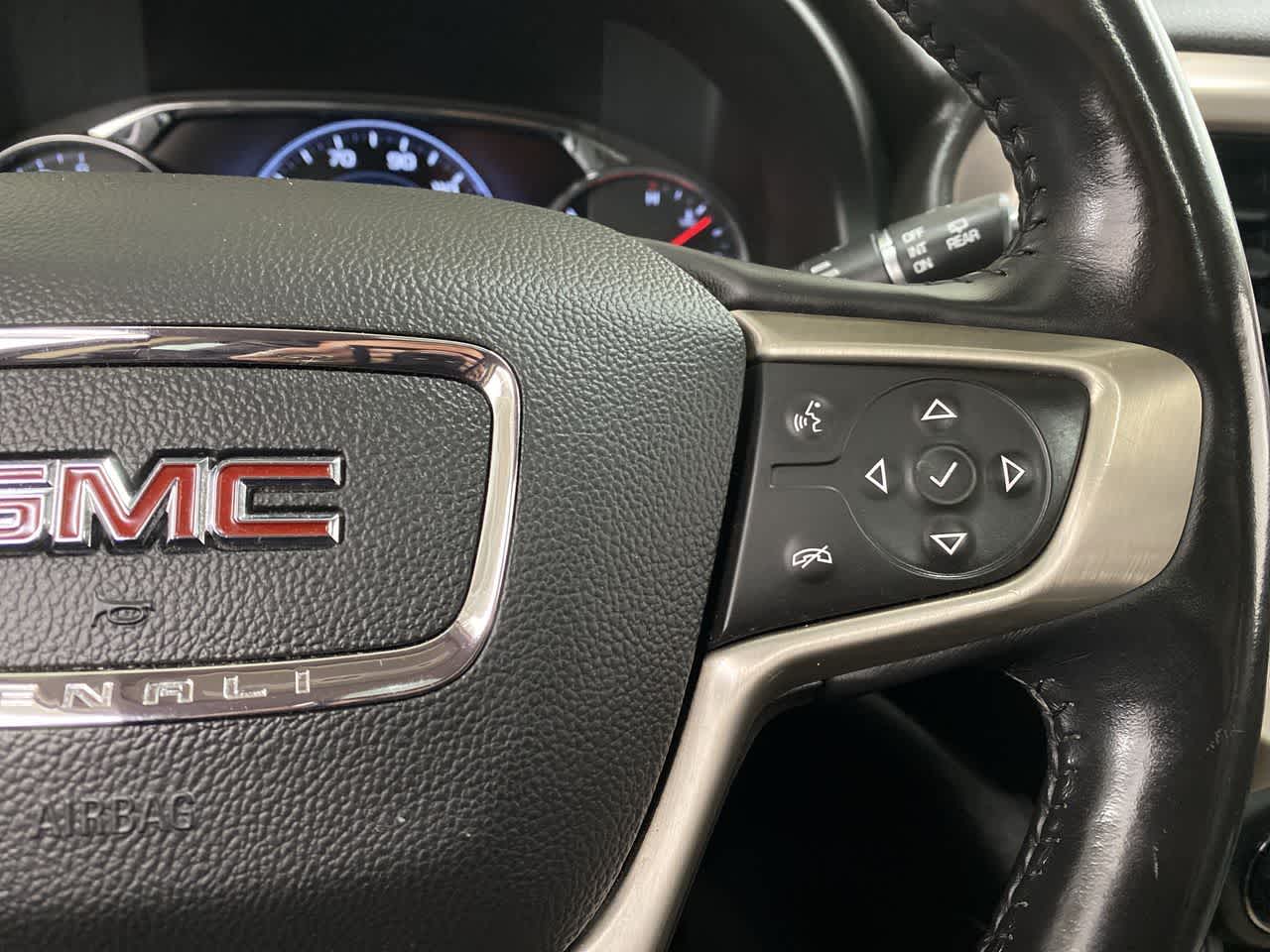 Thumbnail: 2018 GMC Acadia - 21