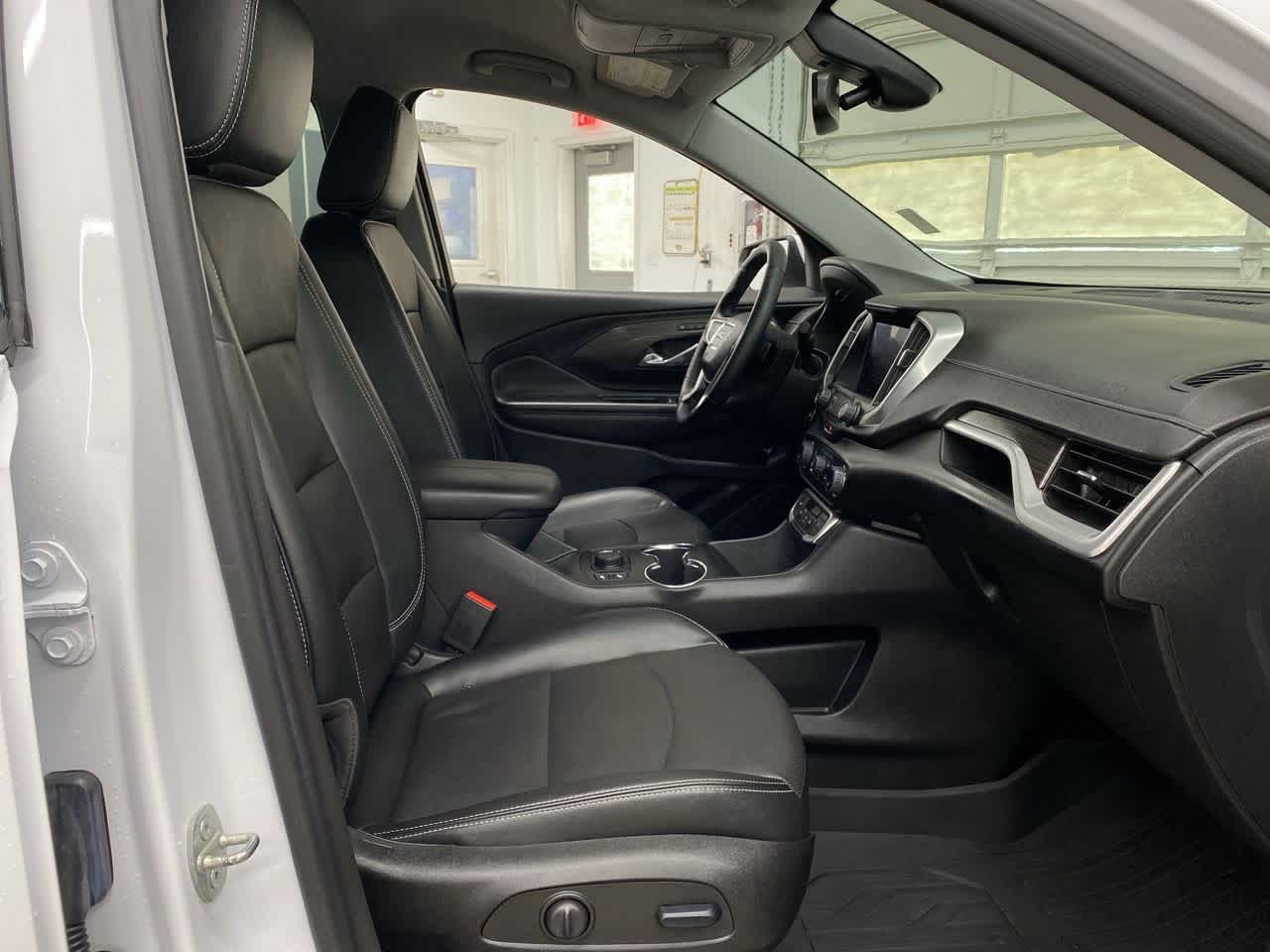 Thumbnail: 2023 GMC Terrain - 19