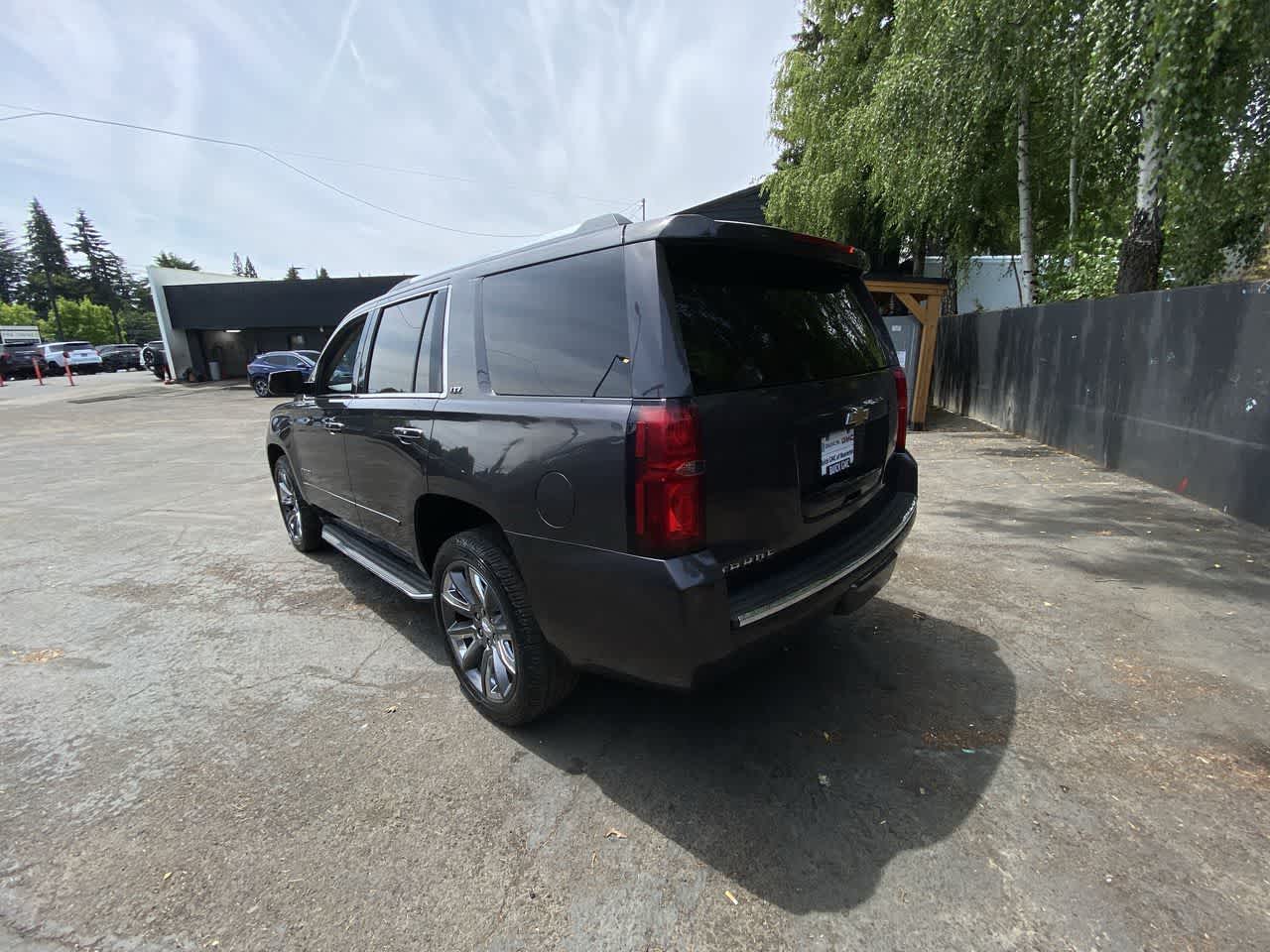 Thumbnail: 2015 Chevrolet Tahoe - 4