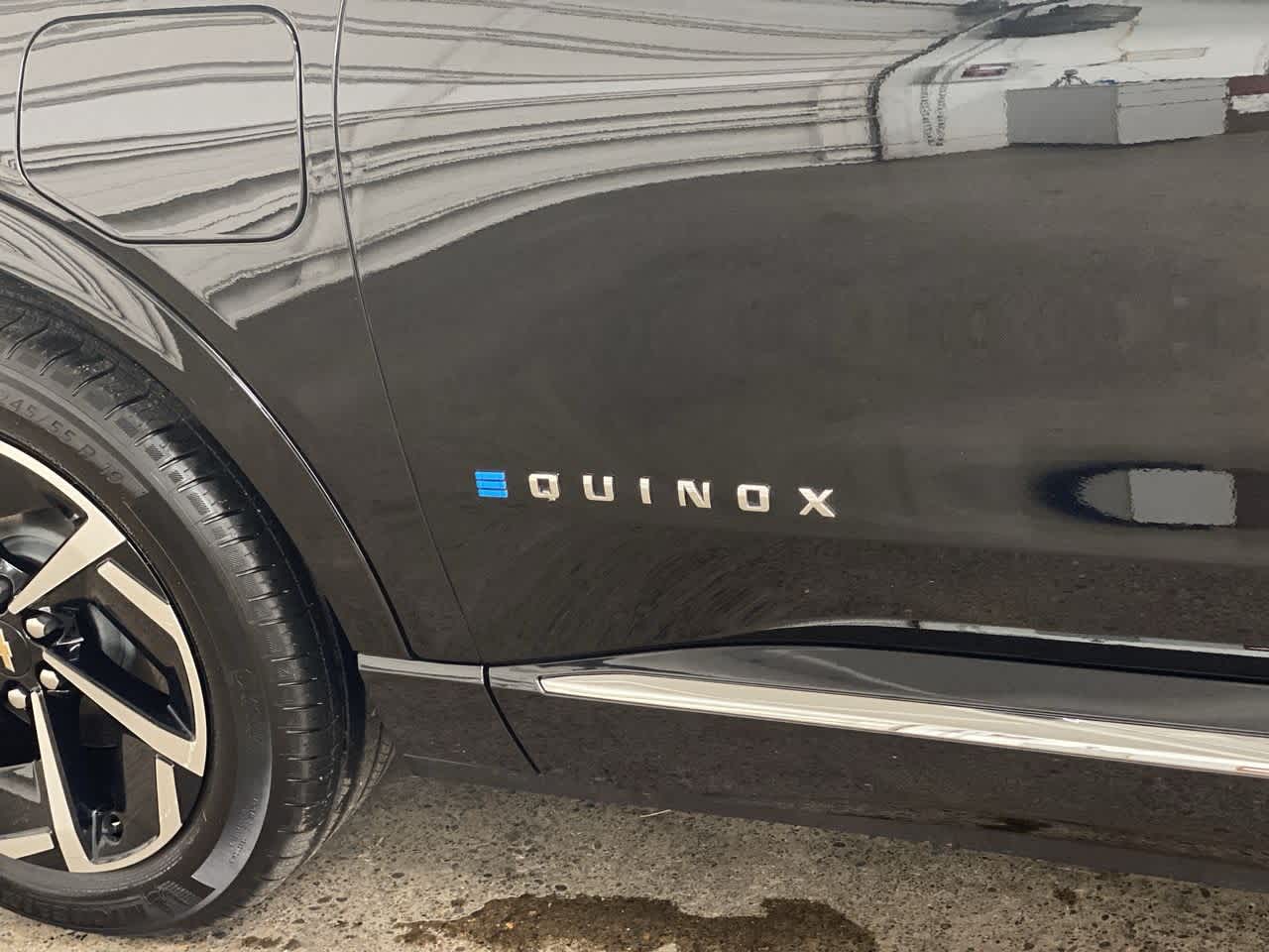 Thumbnail: 2025 Chevrolet Equinox - 10