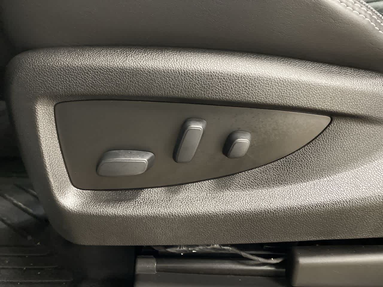 Thumbnail: 2020 GMC Yukon XL - 14