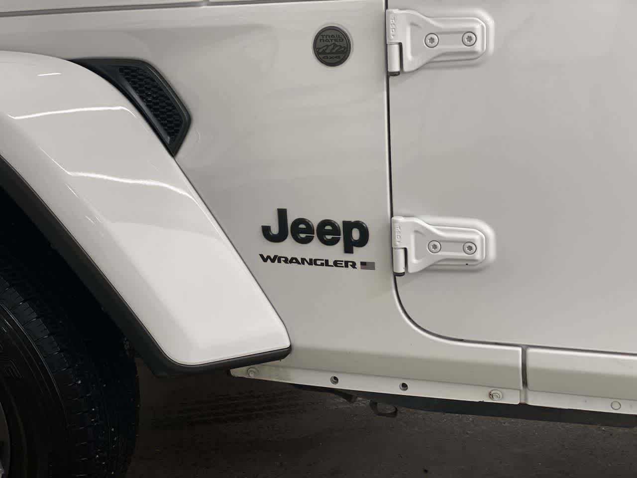 Thumbnail: 2025 Jeep Wrangler - 10