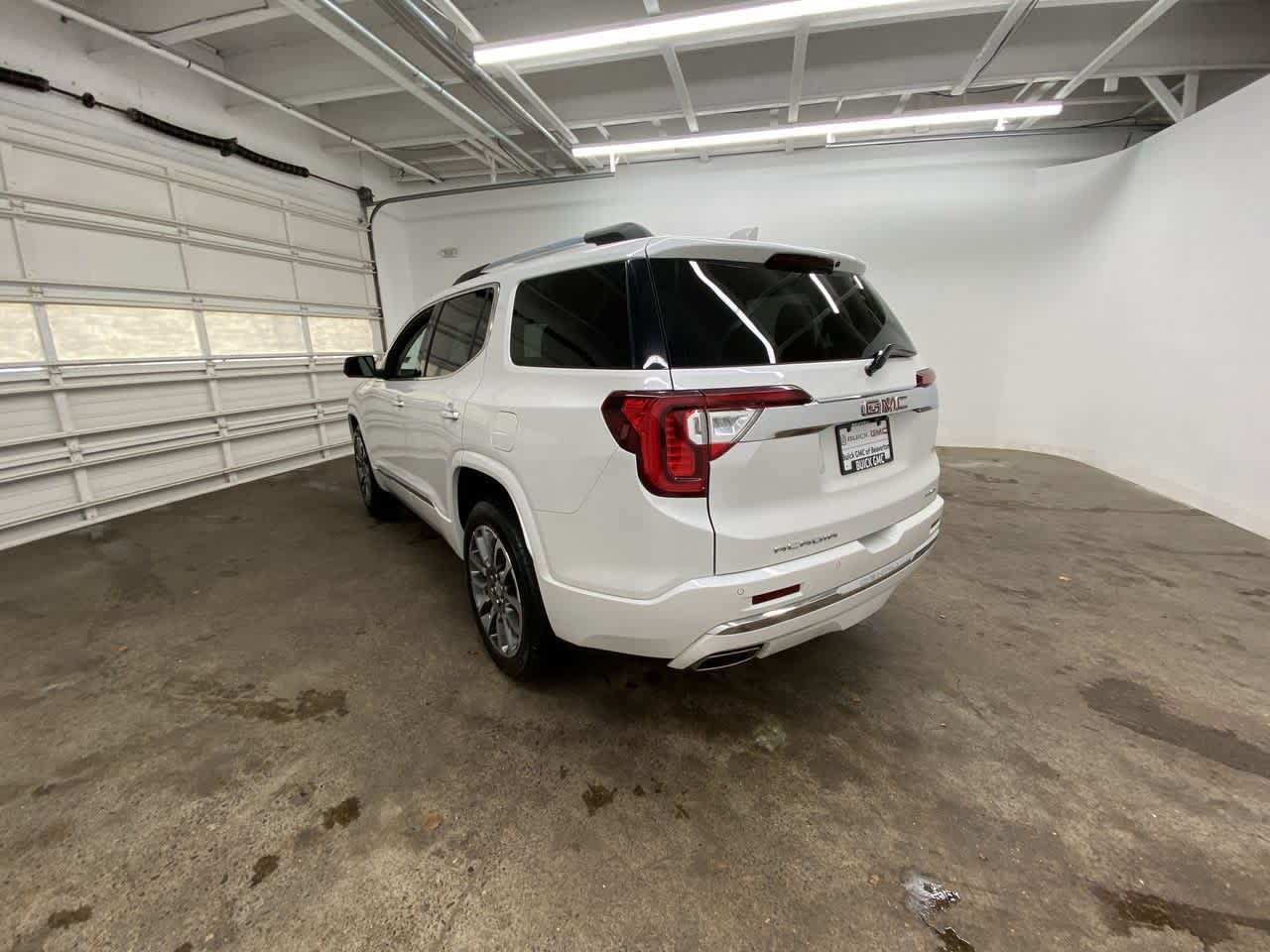 Thumbnail: 2022 GMC Acadia - 4