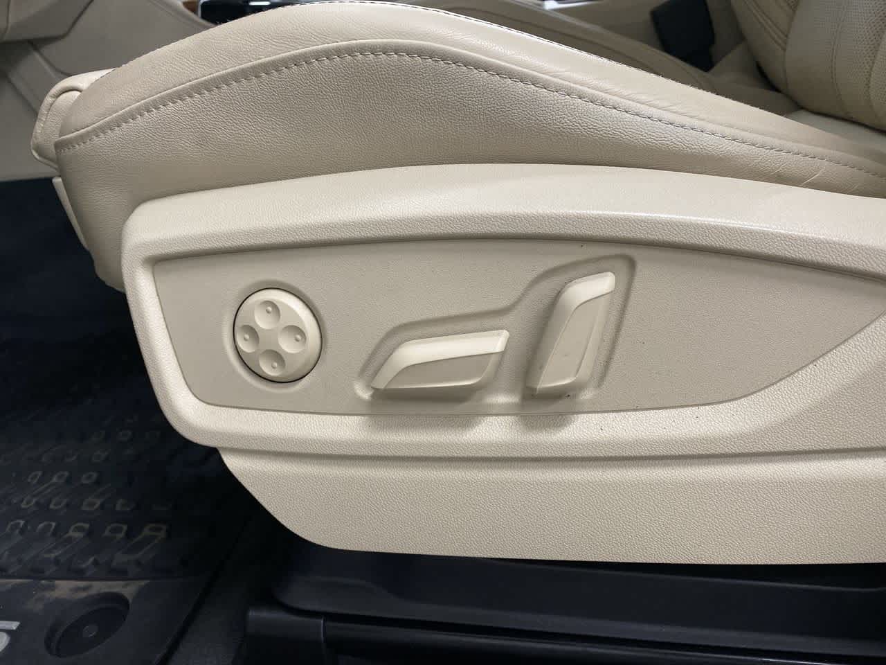 Thumbnail: 2022 Audi Q5 - 15