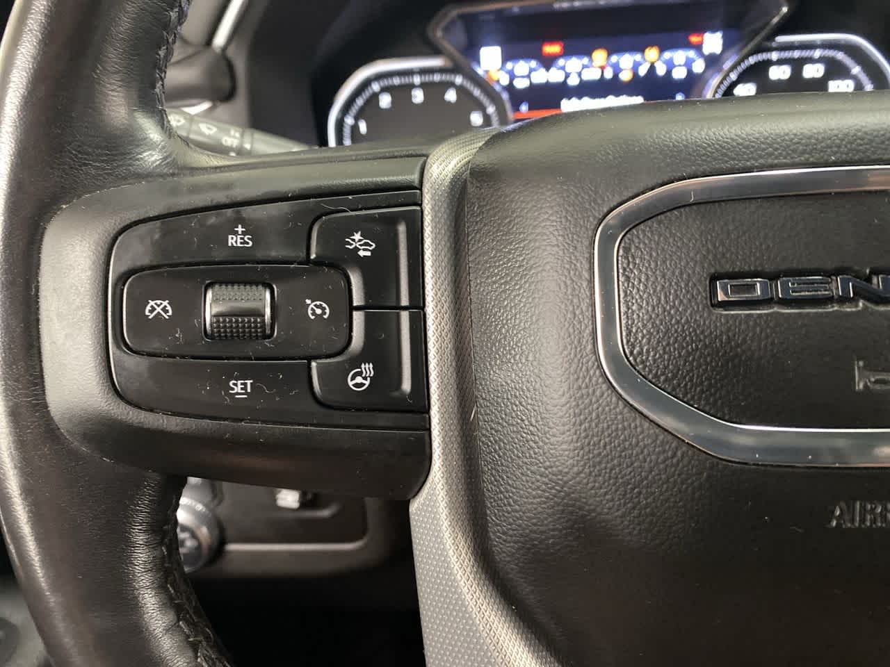 Thumbnail: 2021 GMC Yukon - 21