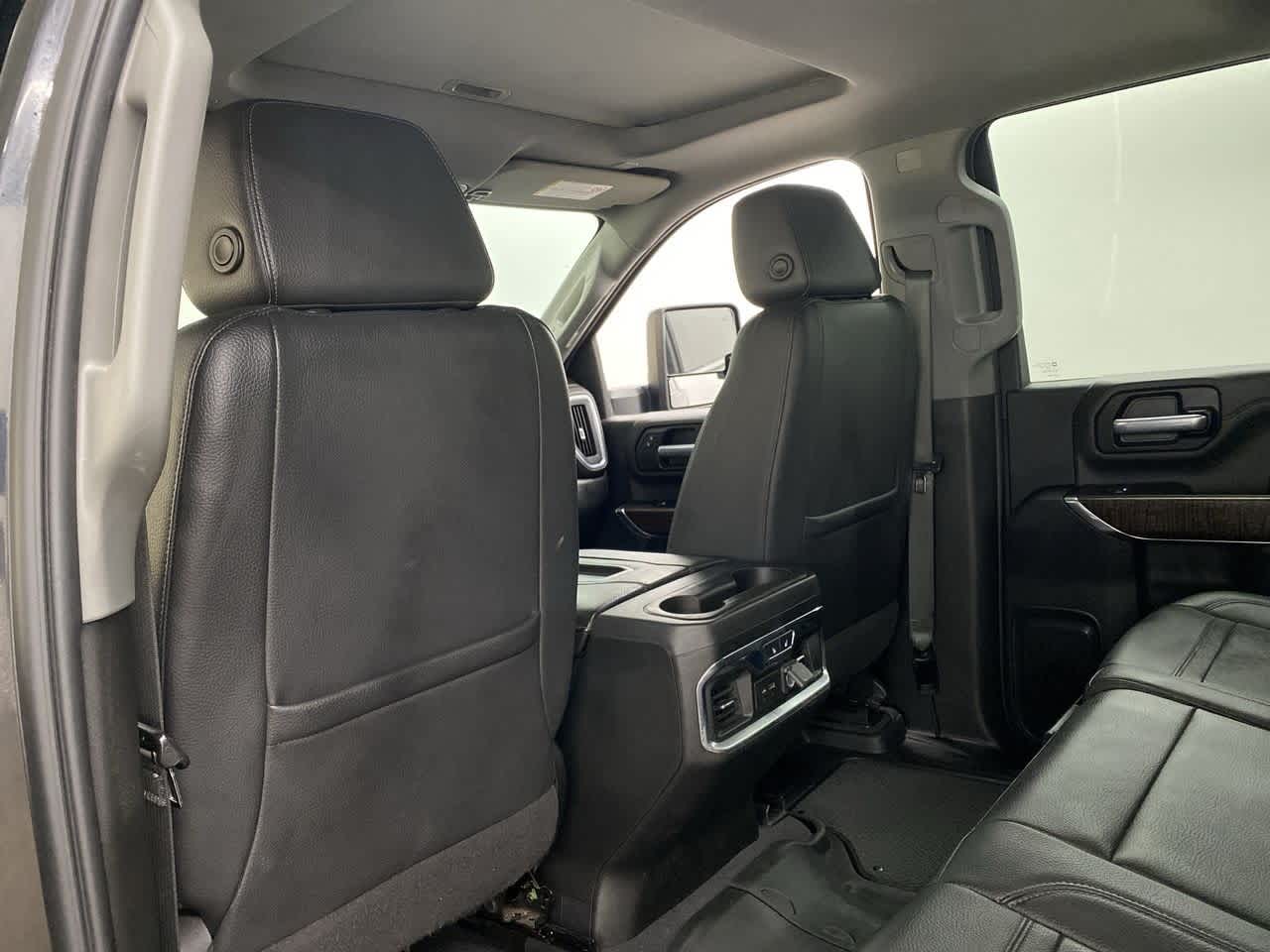 Thumbnail: 2021 GMC Sierra 3500 - 15