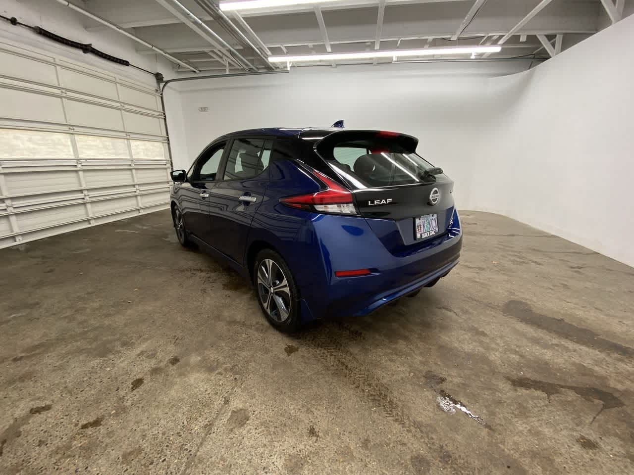 Thumbnail: 2022 Nissan Leaf - 4