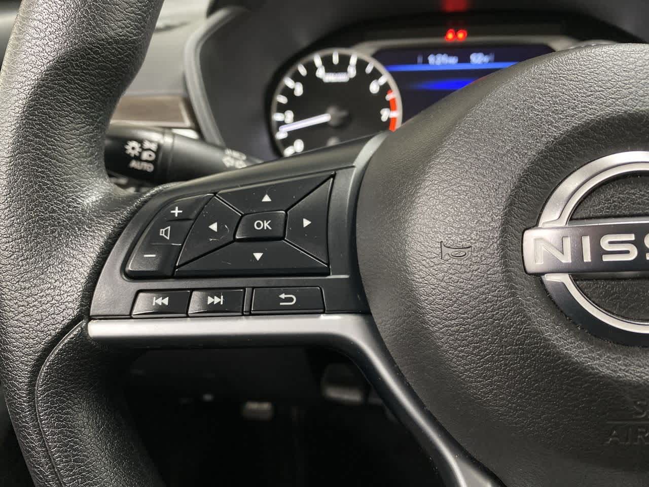 Thumbnail: 2023 Nissan Altima - 21