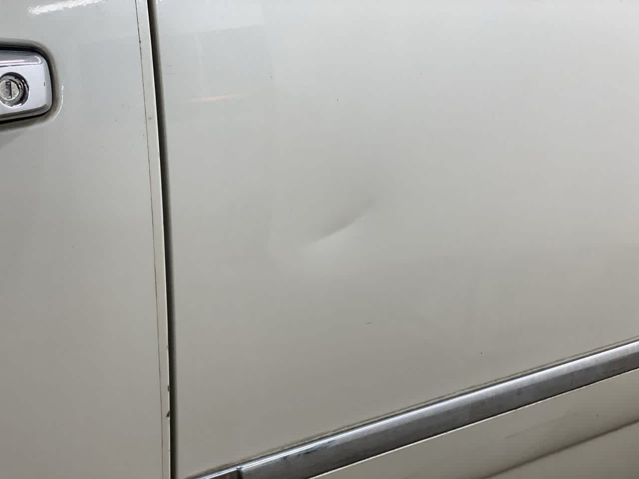 Thumbnail: 2012 Chevrolet Avalanche 1500 - 36