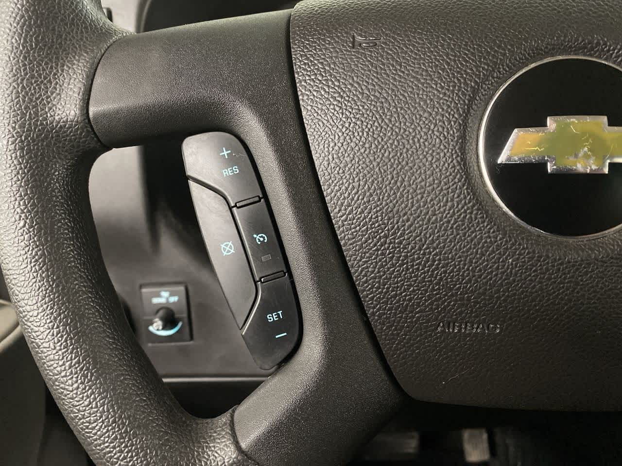 Thumbnail: 2017 Chevrolet Express - 19