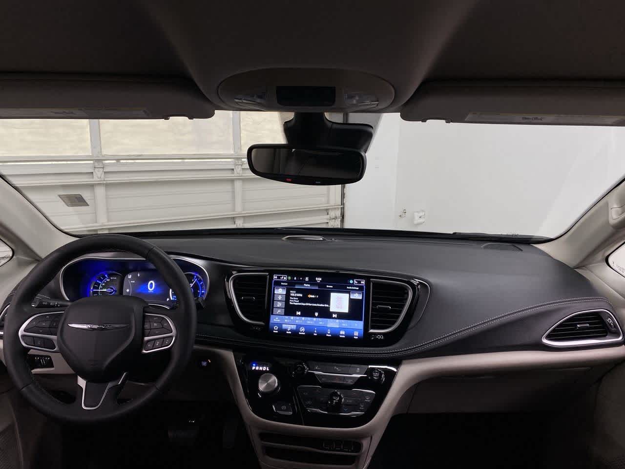 Thumbnail: 2024 Chrysler Pacifica - 13