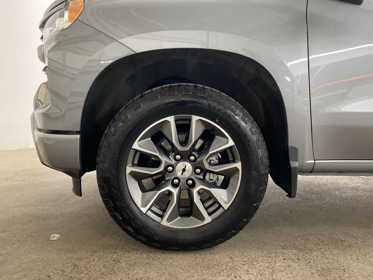 Thumbnail: 2023 Chevrolet Silverado 1500 - 11