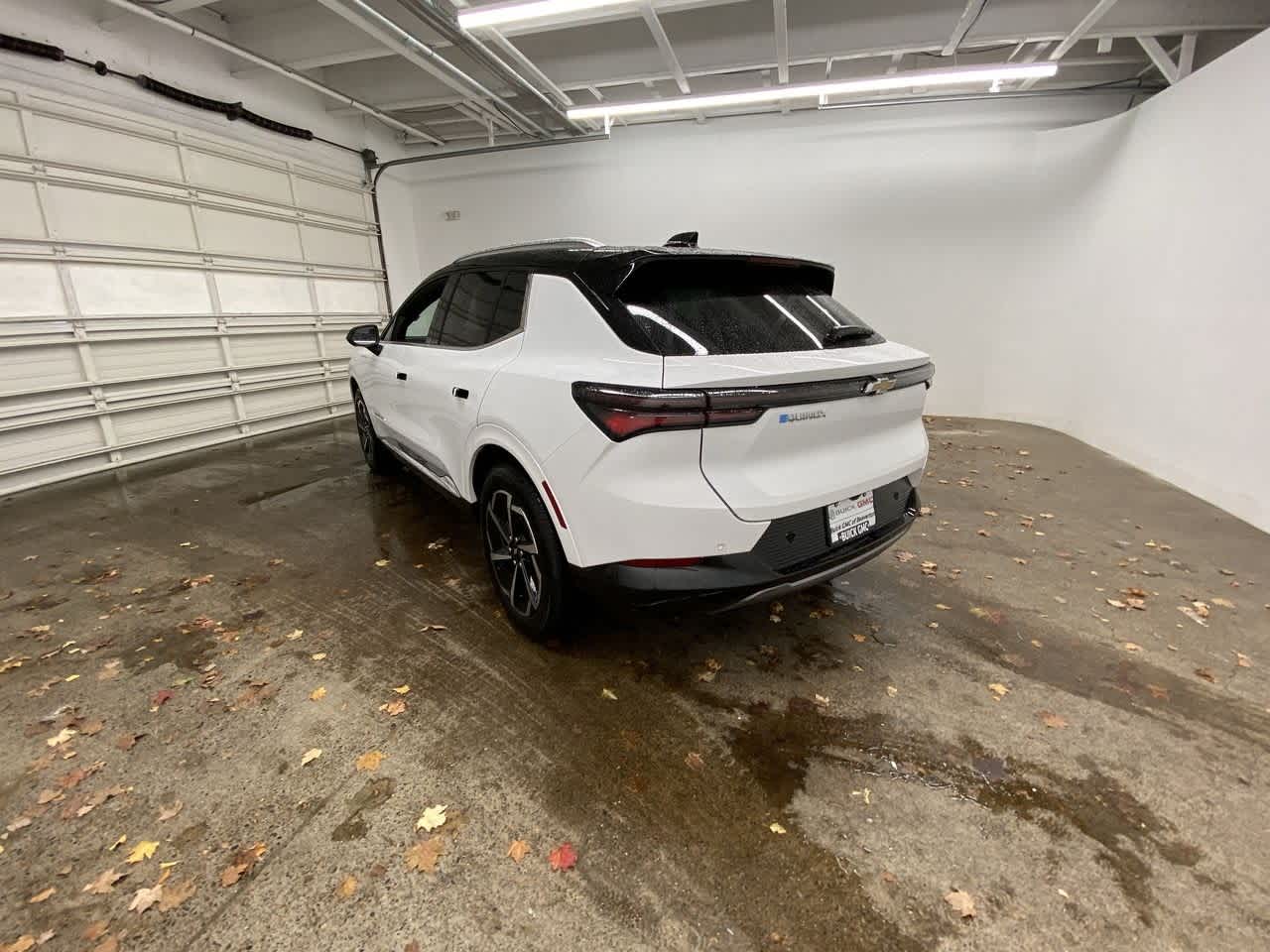 Thumbnail: 2025 Chevrolet Equinox - 4