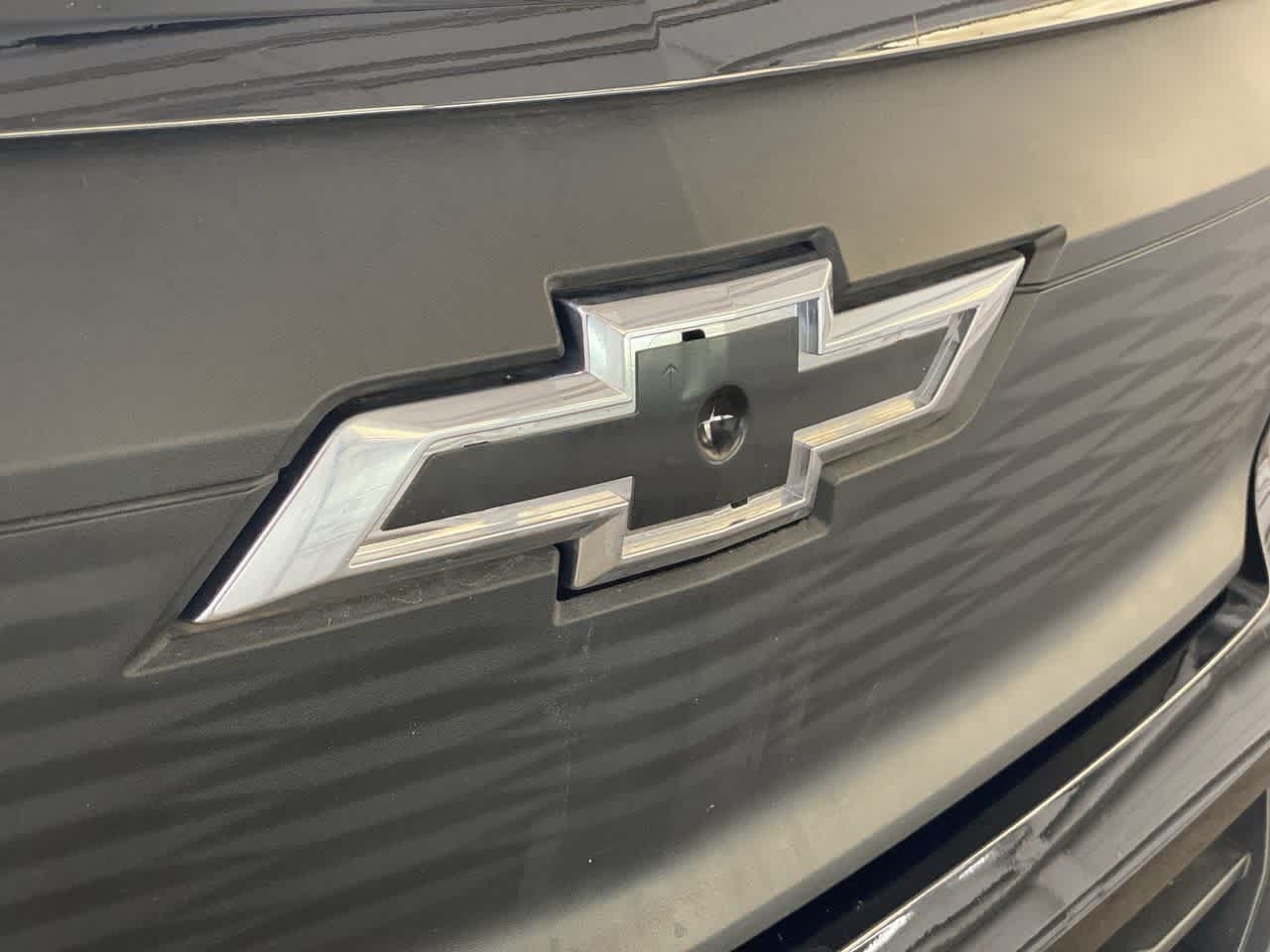 Thumbnail: 2024 Chevrolet Silverado EV - 31