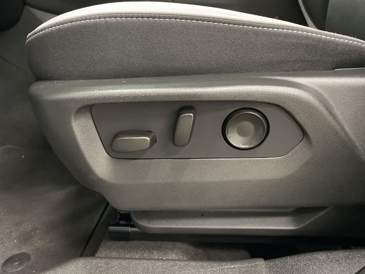 Thumbnail: 2025 Buick Envision - 15