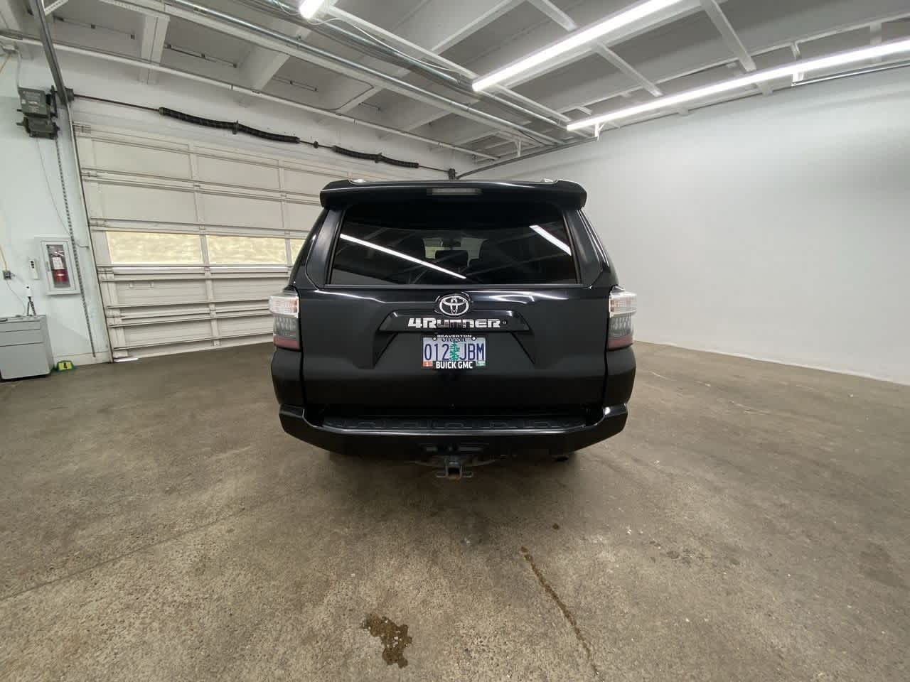 Thumbnail: 2015 Toyota 4Runner - 5