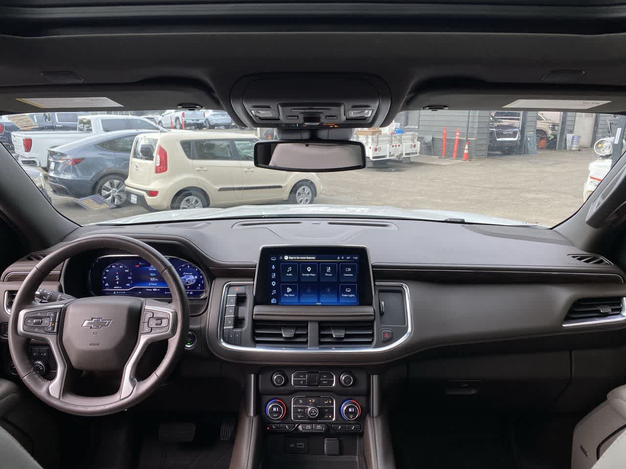Thumbnail: 2023 Chevrolet Tahoe - 13