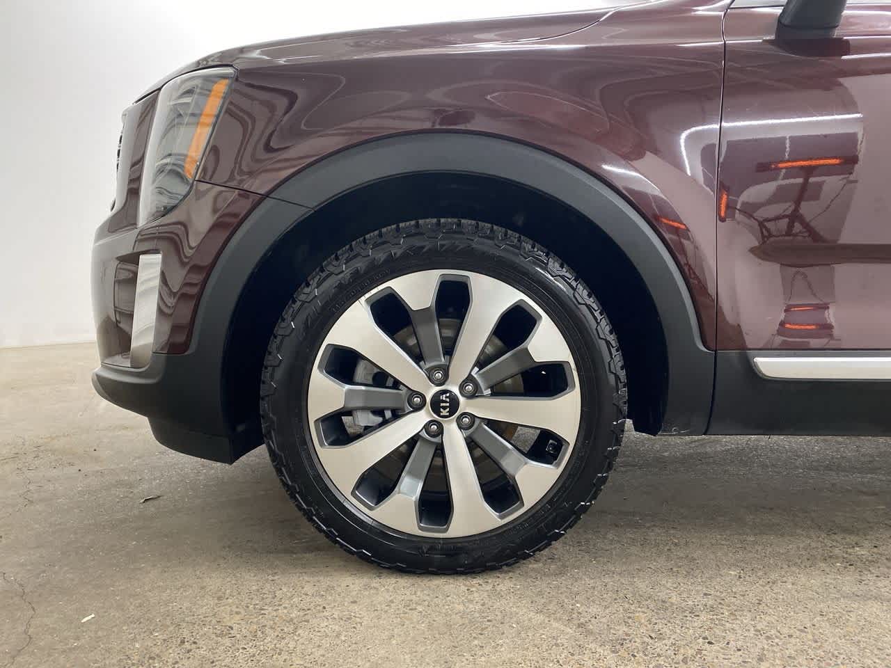 Thumbnail: 2020 Kia Telluride - 11