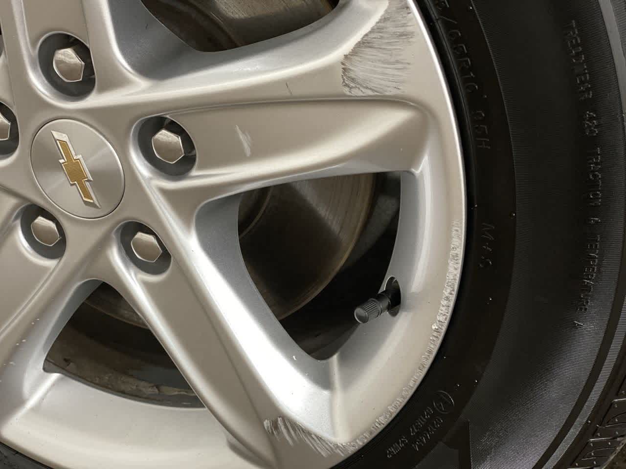 Thumbnail: 2023 Chevrolet Malibu - 31