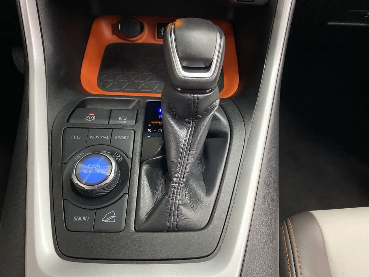 Thumbnail: 2024 Toyota RAV4 - 27