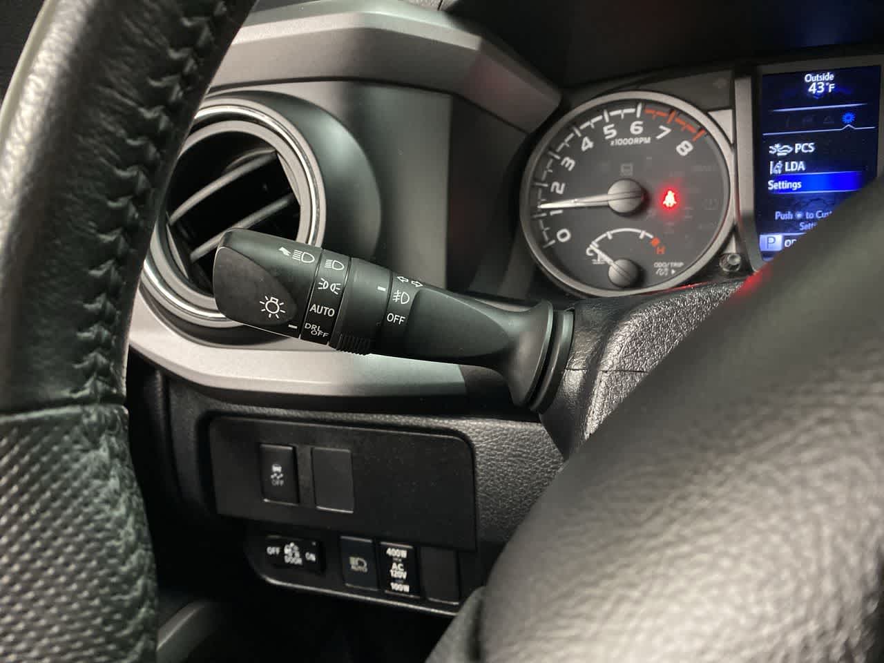 Thumbnail: 2021 Toyota Tacoma - 23