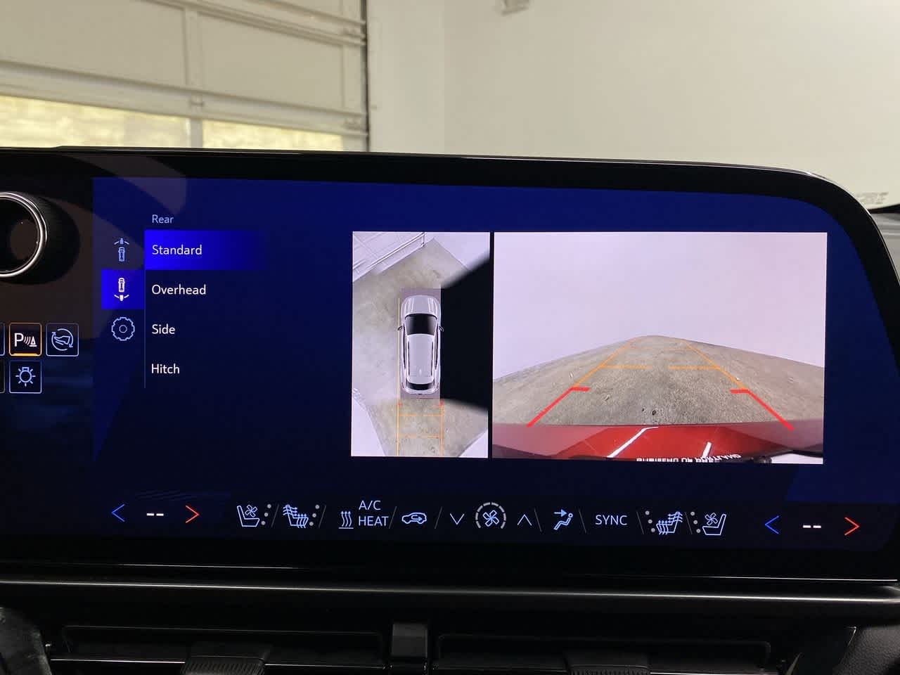 Thumbnail: 2024 Chevrolet Equinox - 26