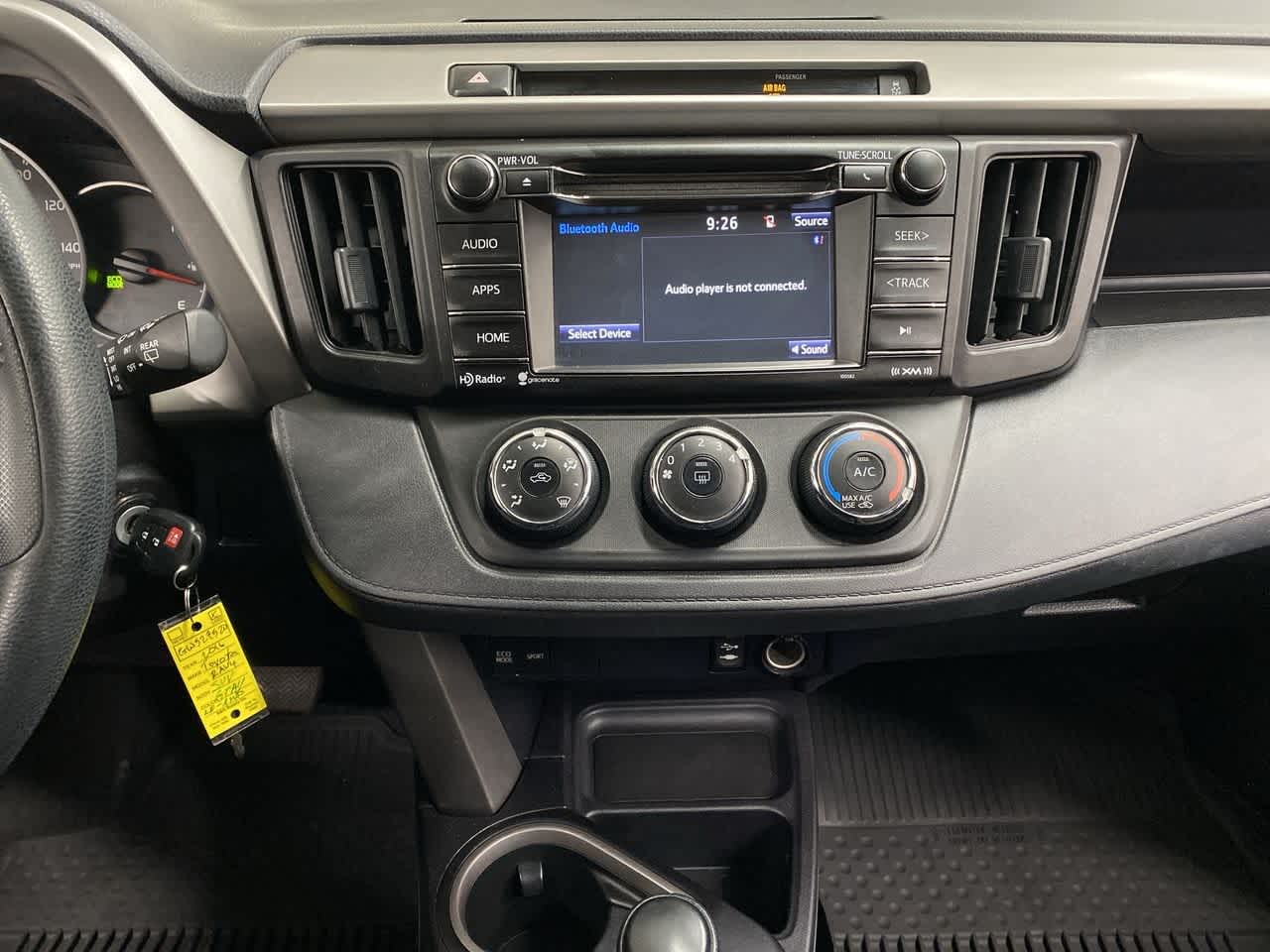 Thumbnail: 2016 Toyota RAV4 - 25