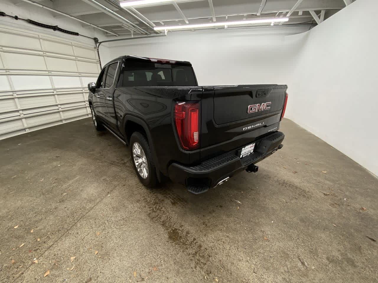 Thumbnail: 2023 GMC Sierra 1500 - 4