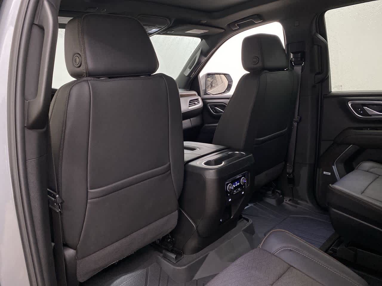 Thumbnail: 2024 Chevrolet Tahoe - 16