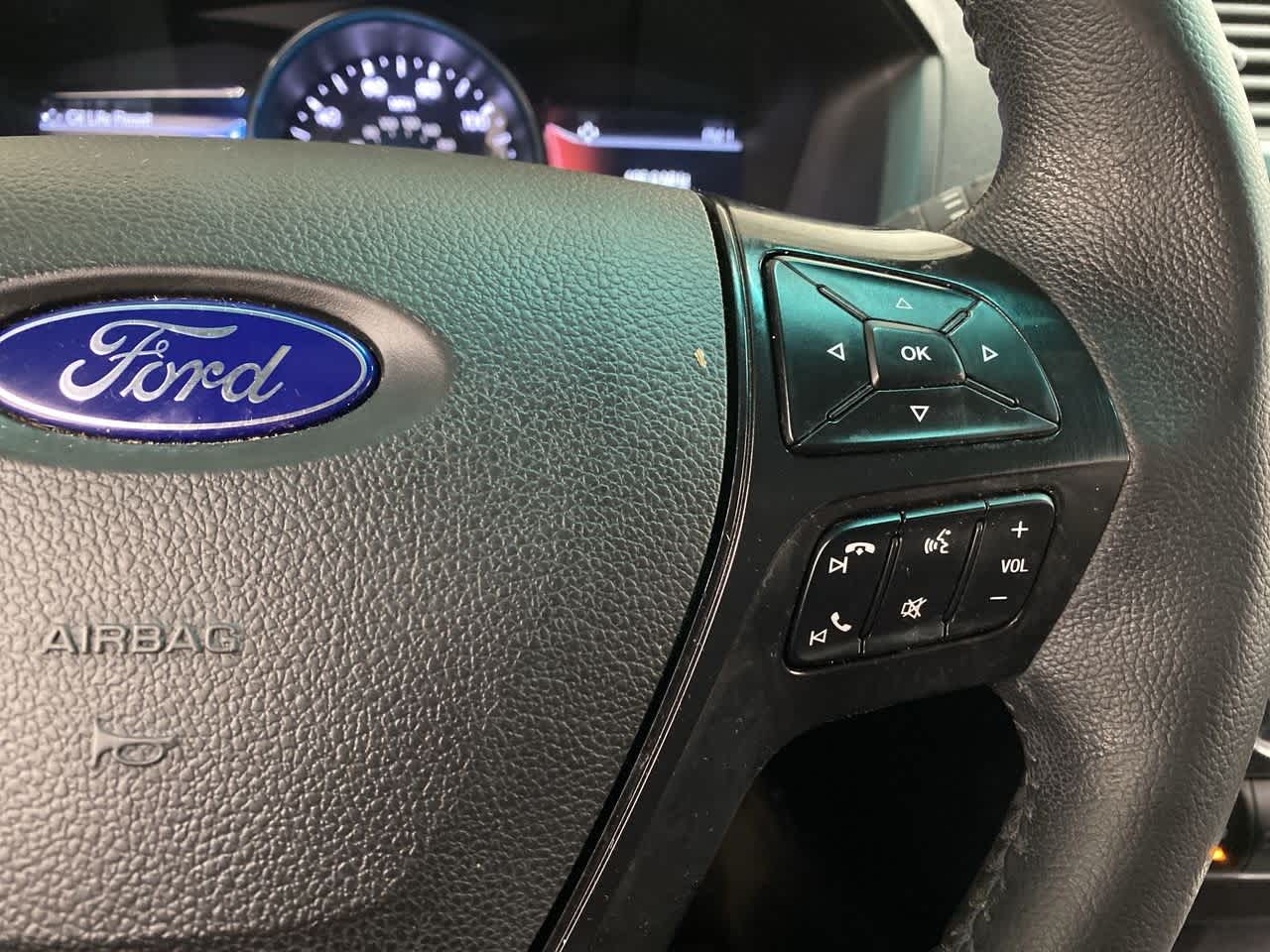 Thumbnail: 2016 Ford Explorer - 22