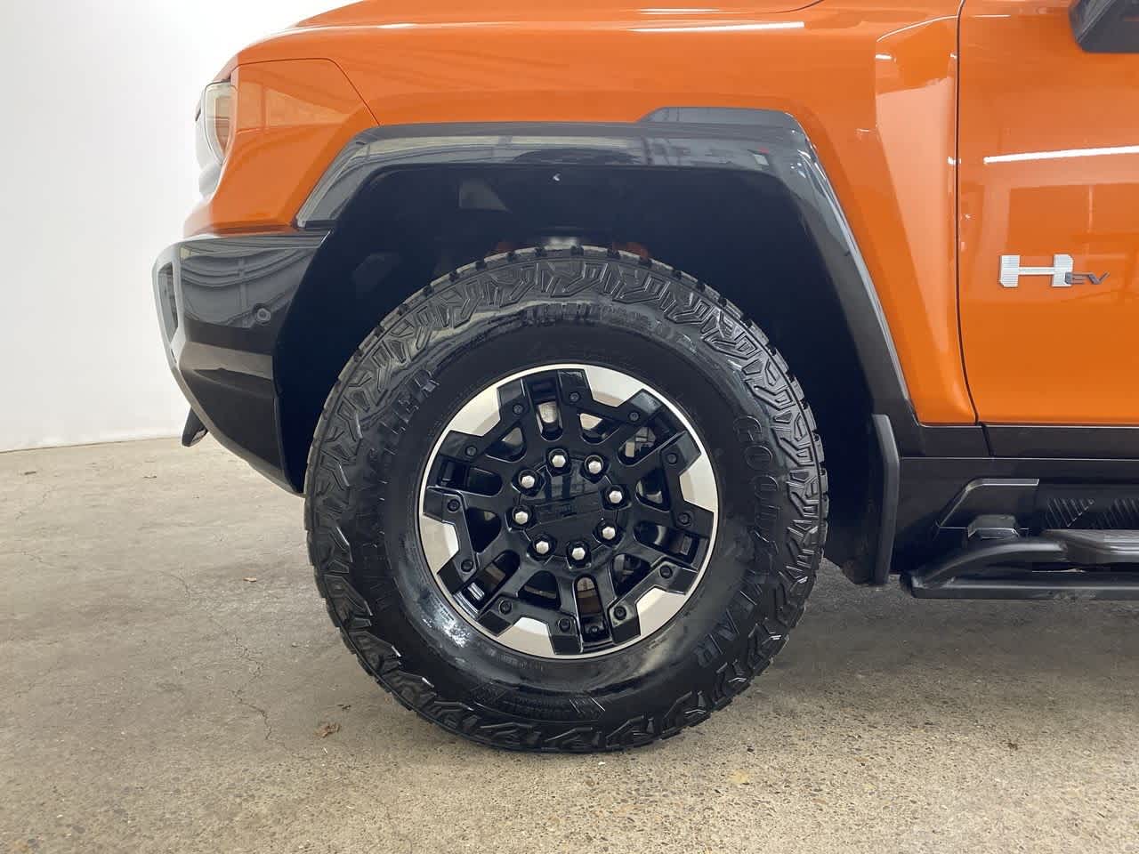 Thumbnail: 2024 GMC Hummer EV - 11