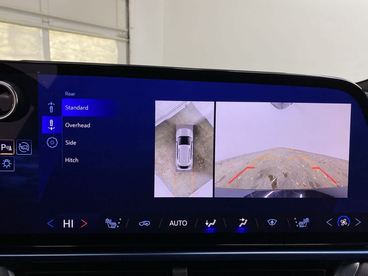 Thumbnail: 2025 Chevrolet Equinox - 25