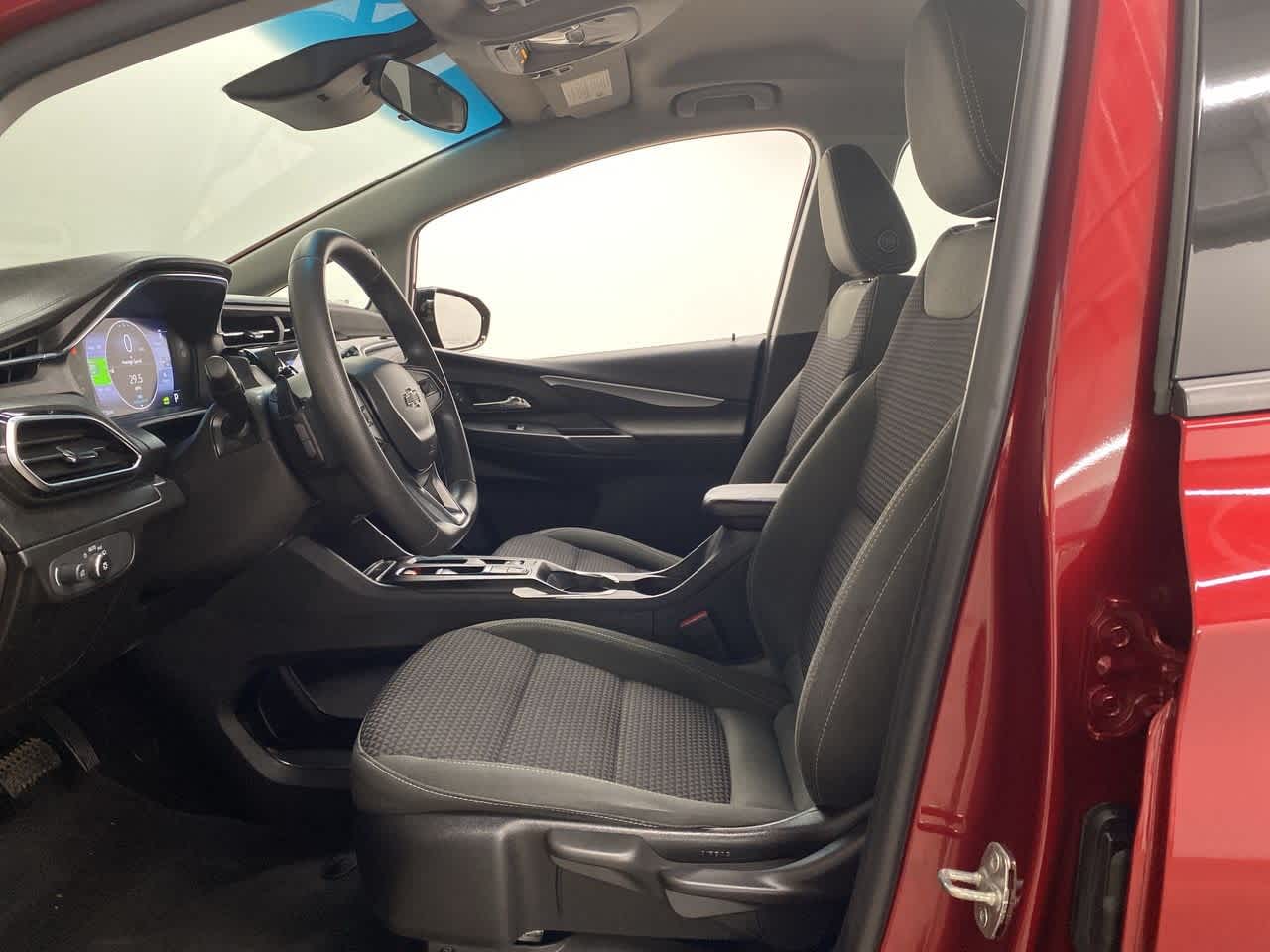 Thumbnail: 2022 Chevrolet Bolt EV - 14