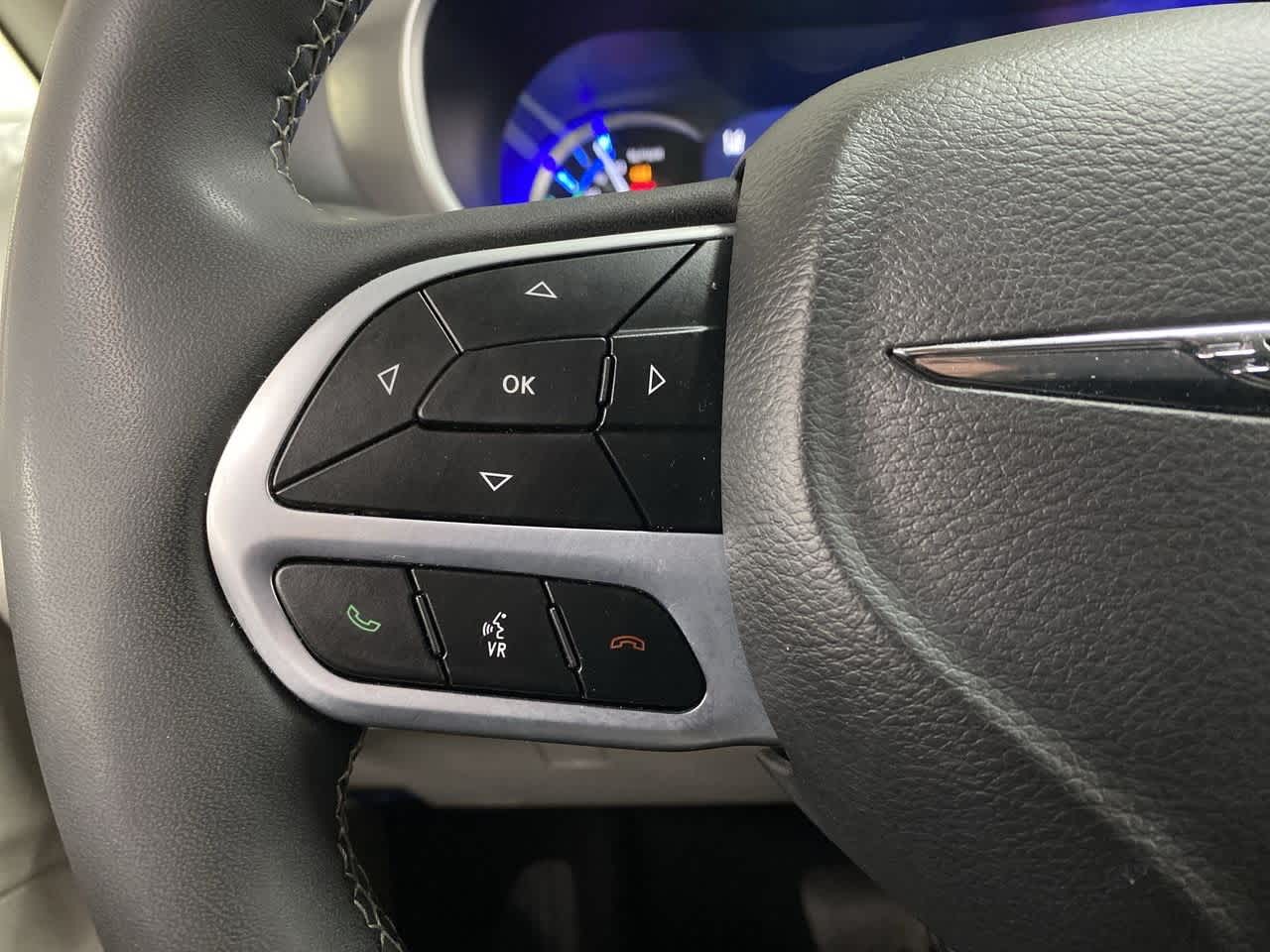 Thumbnail: 2024 Chrysler Pacifica - 22