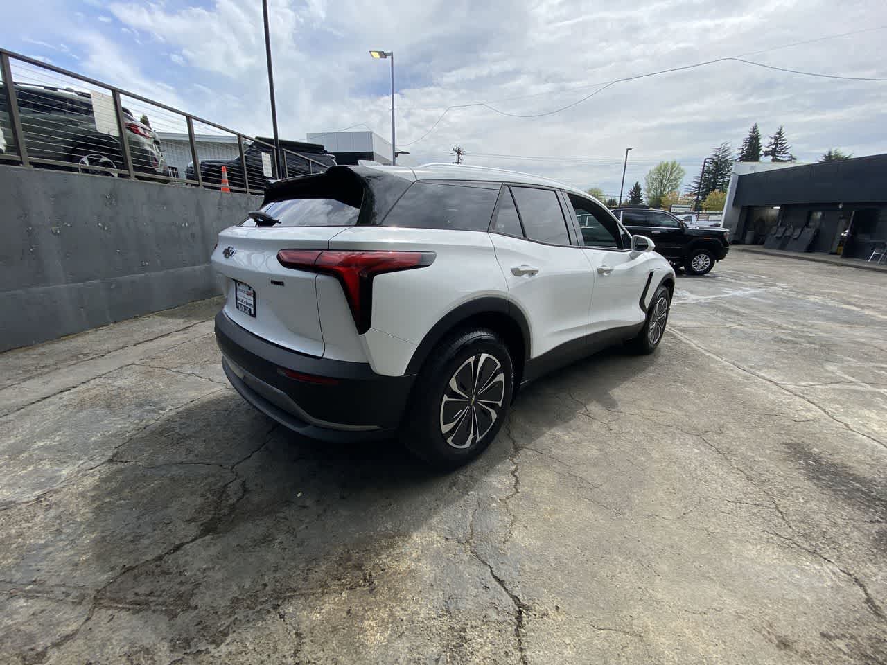 Thumbnail: 2024 Chevrolet Blazer EV - 6