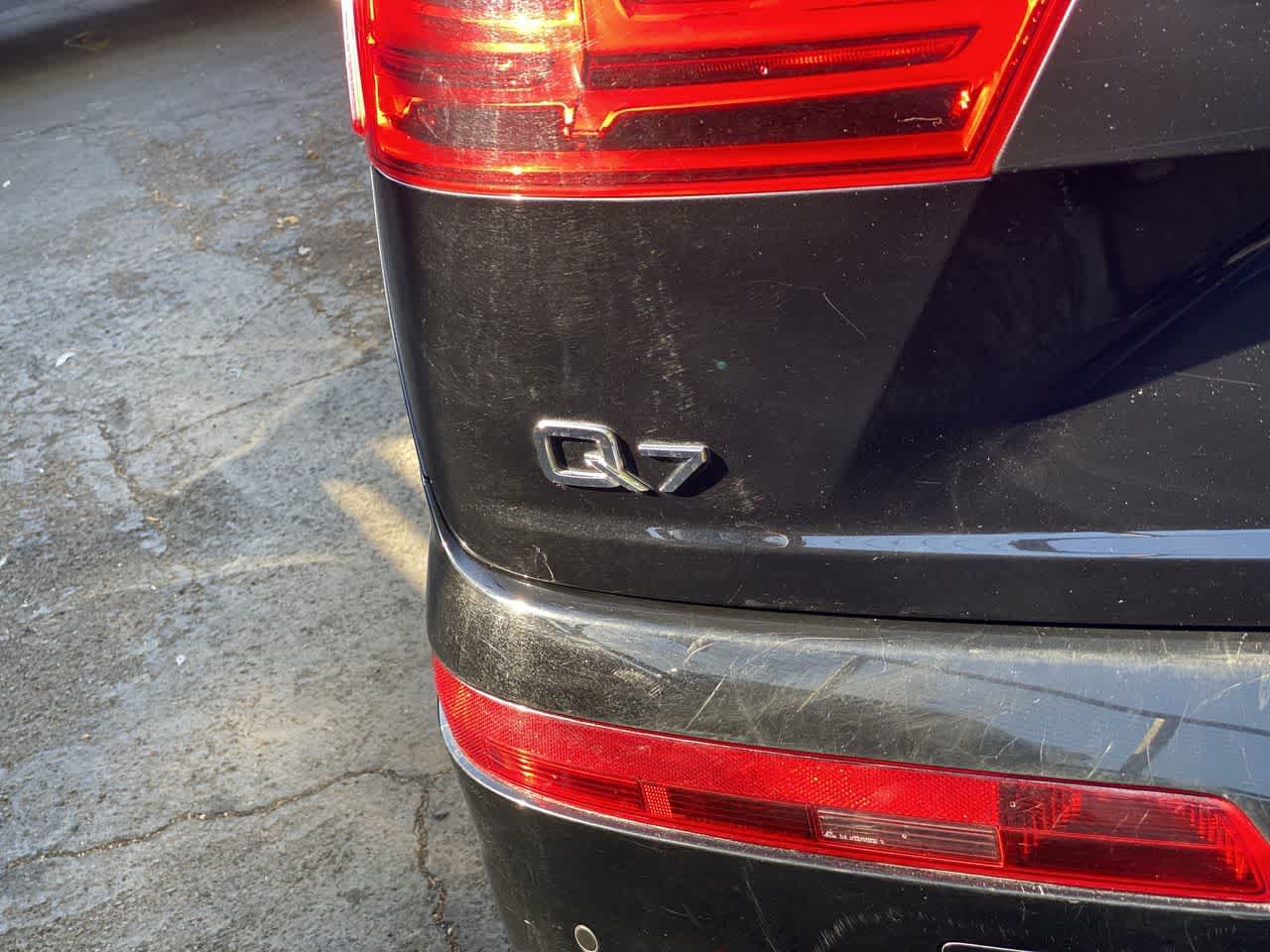 Thumbnail: 2019 Audi Q7 - 10
