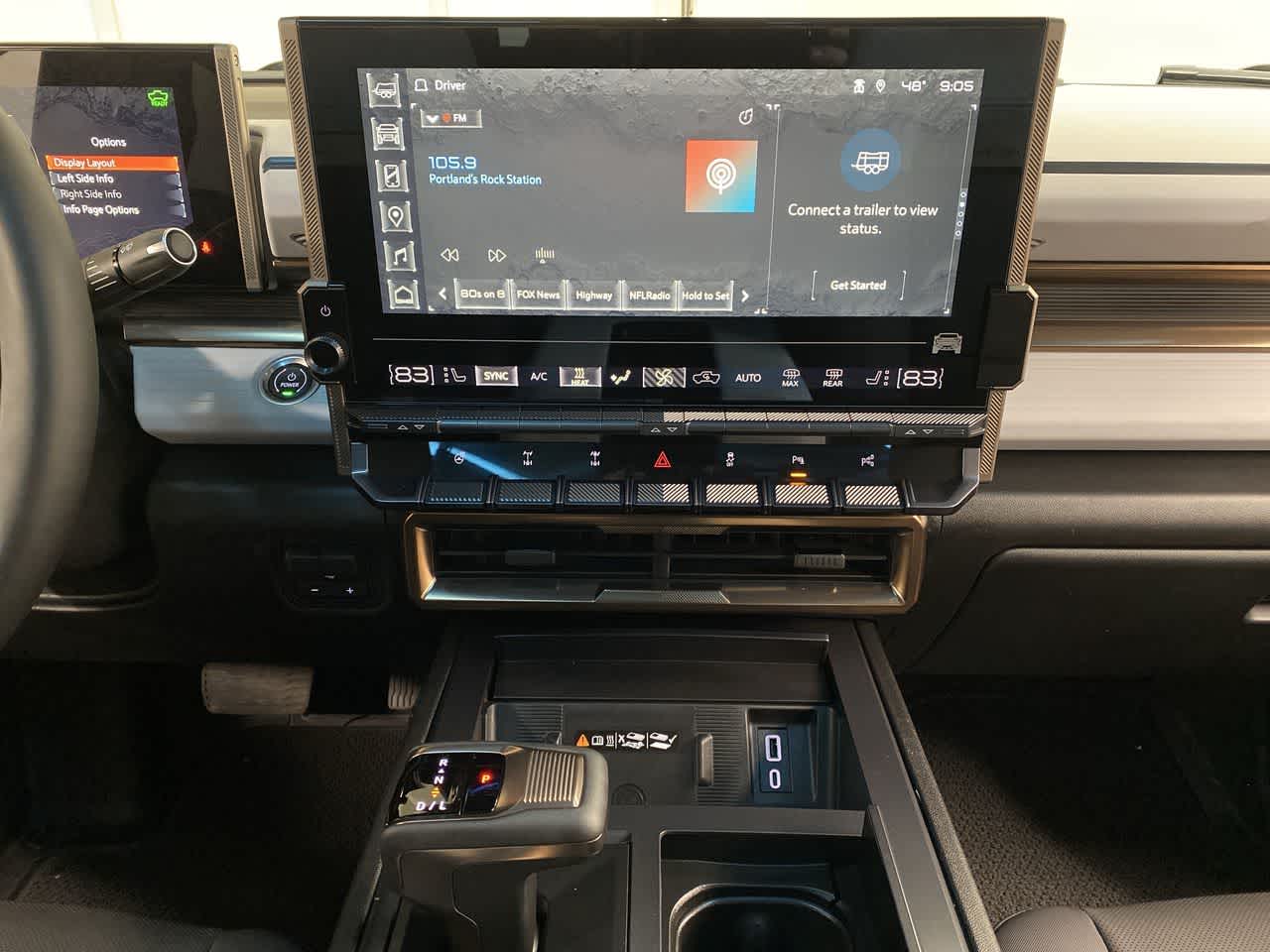 Thumbnail: 2024 GMC Hummer EV - 24