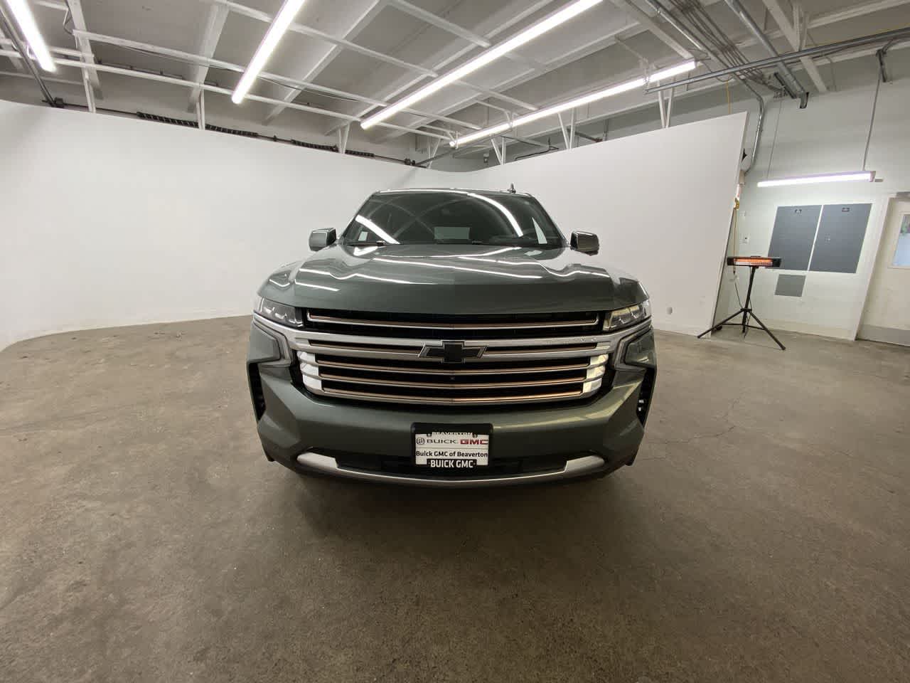 Thumbnail: 2024 Chevrolet Suburban - 9