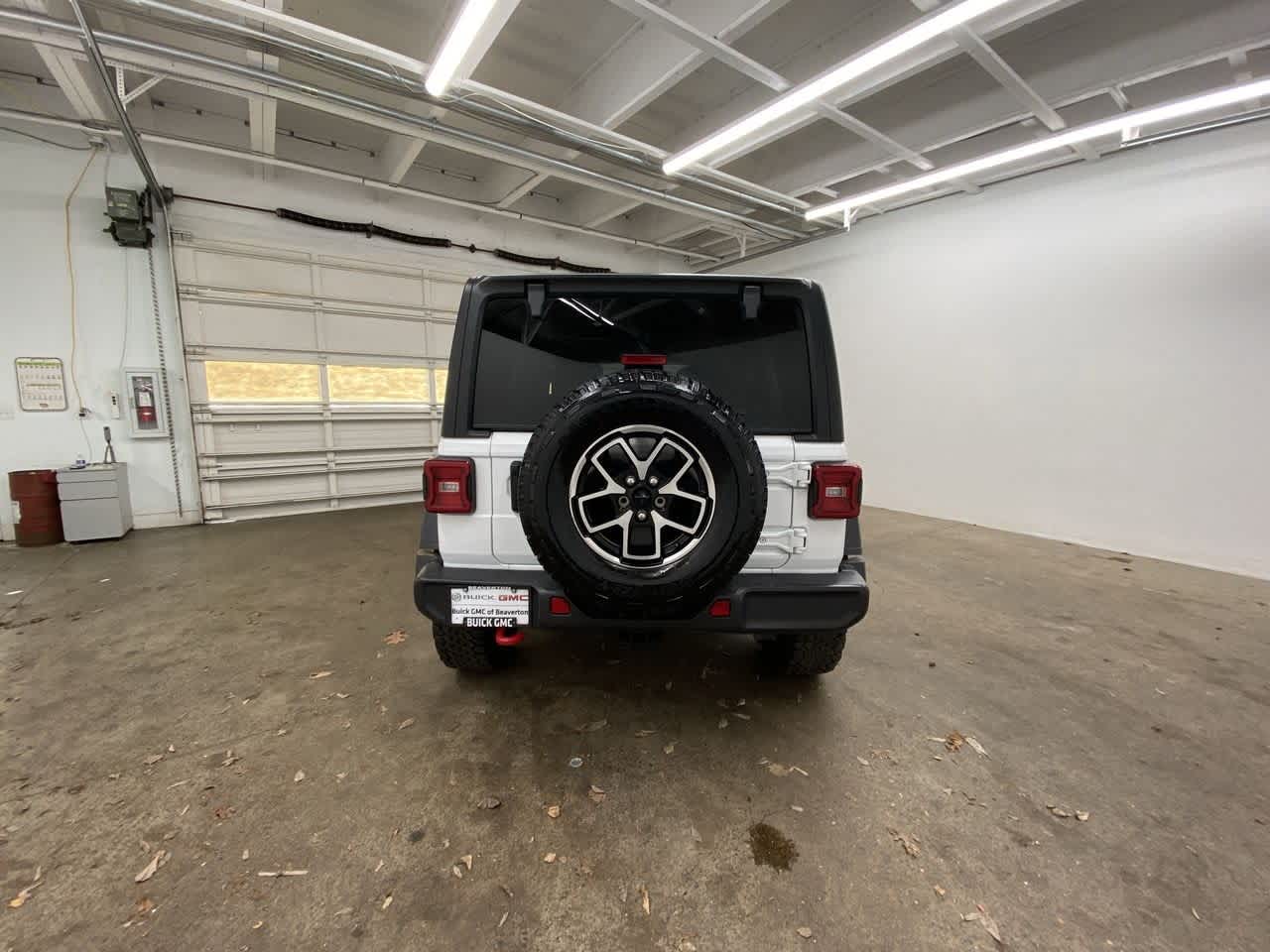 Thumbnail: 2025 Jeep Wrangler - 5