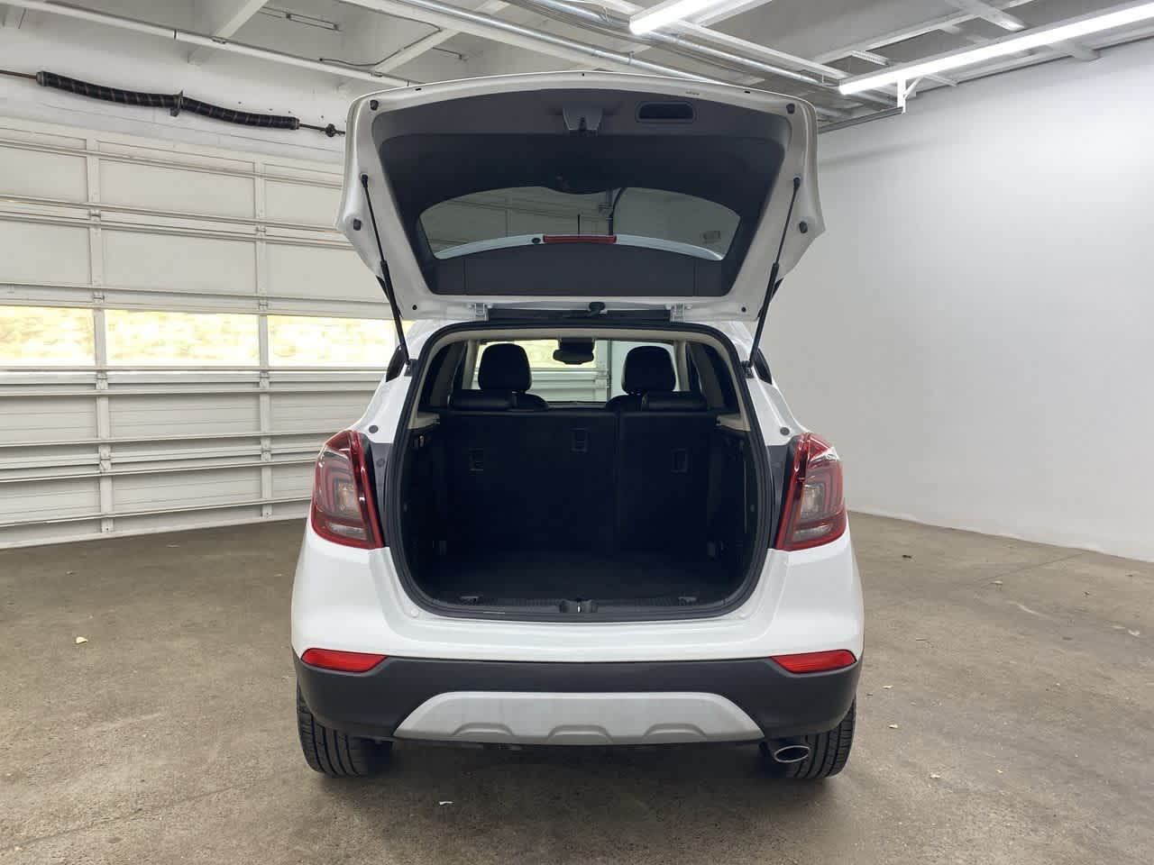 Thumbnail: 2020 Buick Encore - 29