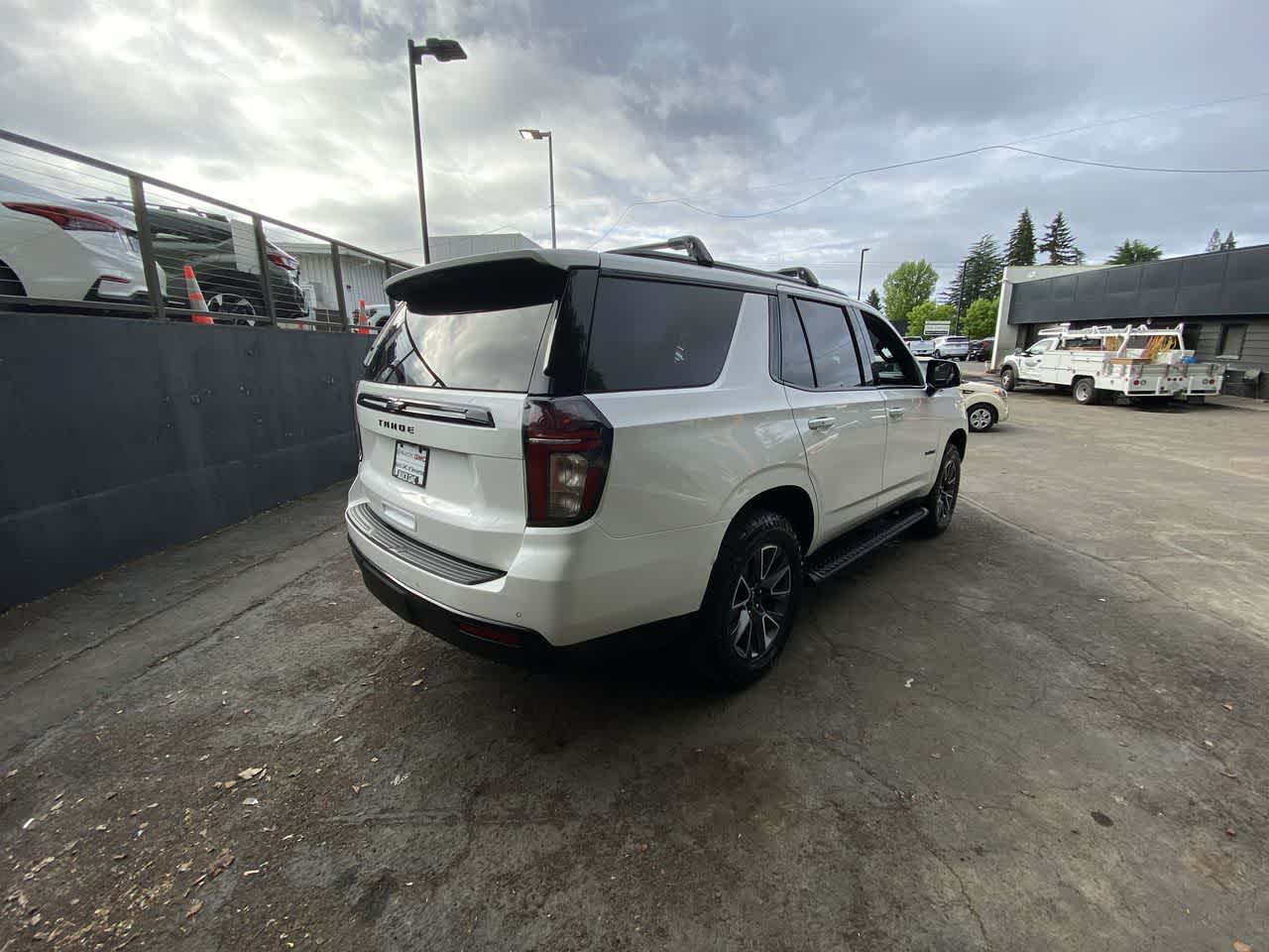 Thumbnail: 2023 Chevrolet Tahoe - 6