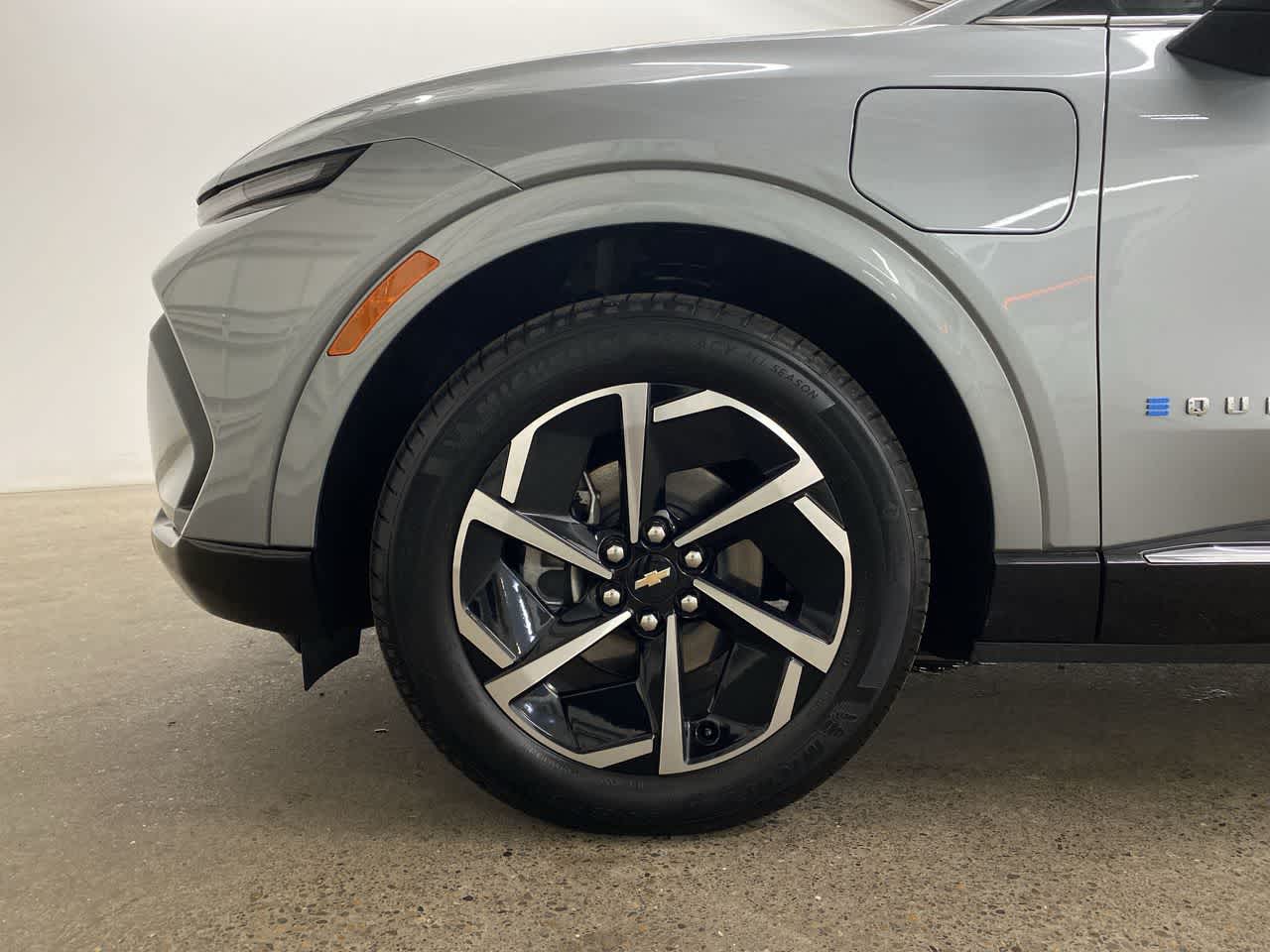 Thumbnail: 2025 Chevrolet Equinox - 11