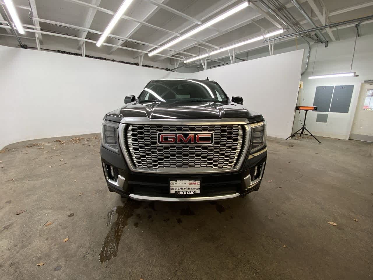 Thumbnail: 2022 GMC Yukon XL - 9
