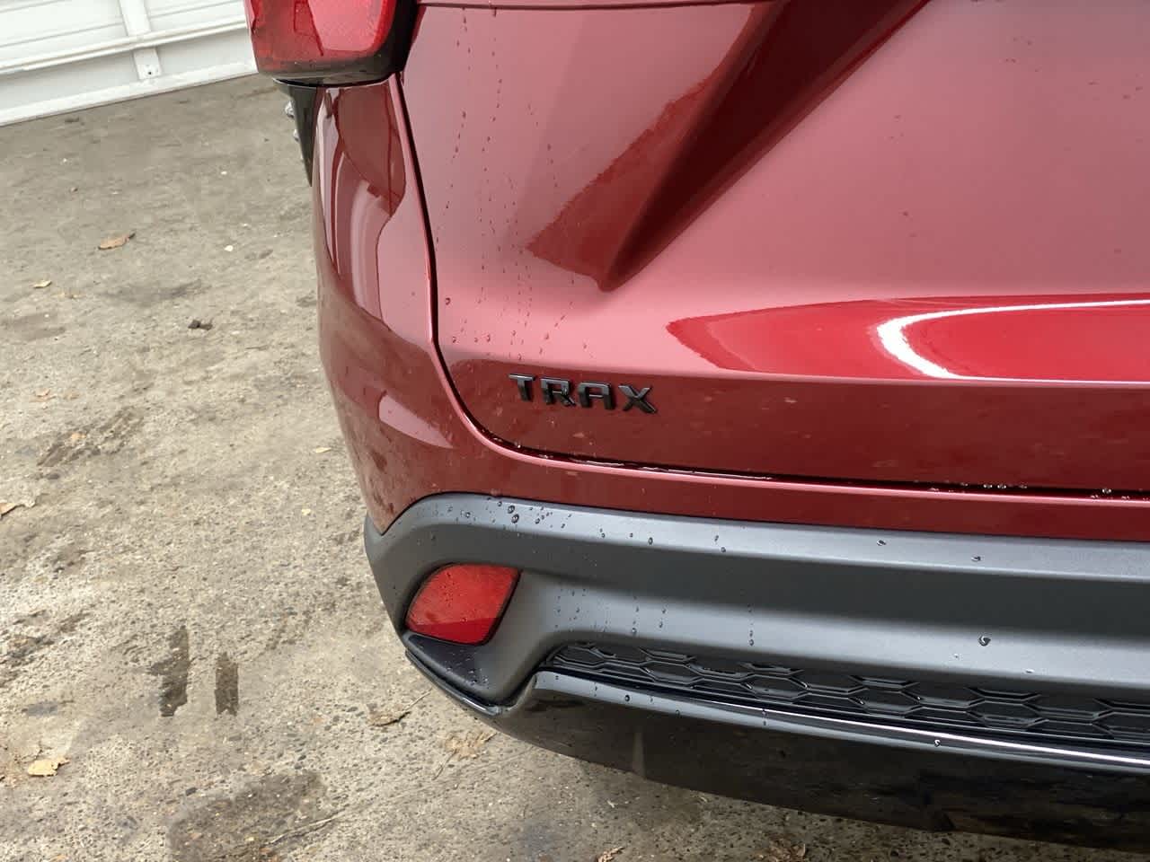 Thumbnail: 2024 Chevrolet Trax - 10