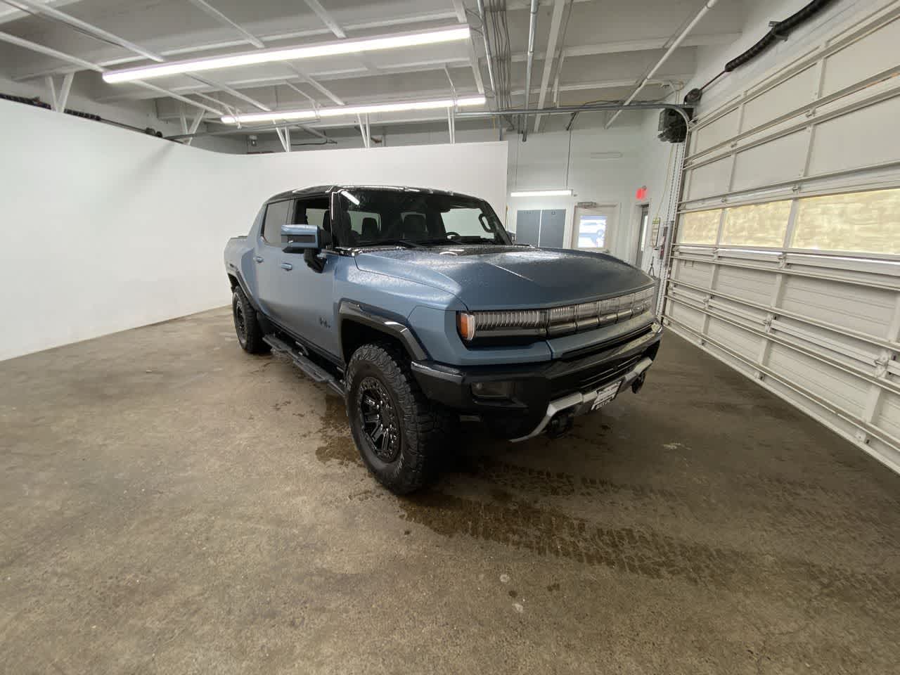 Thumbnail: 2024 GMC Hummer EV - 8