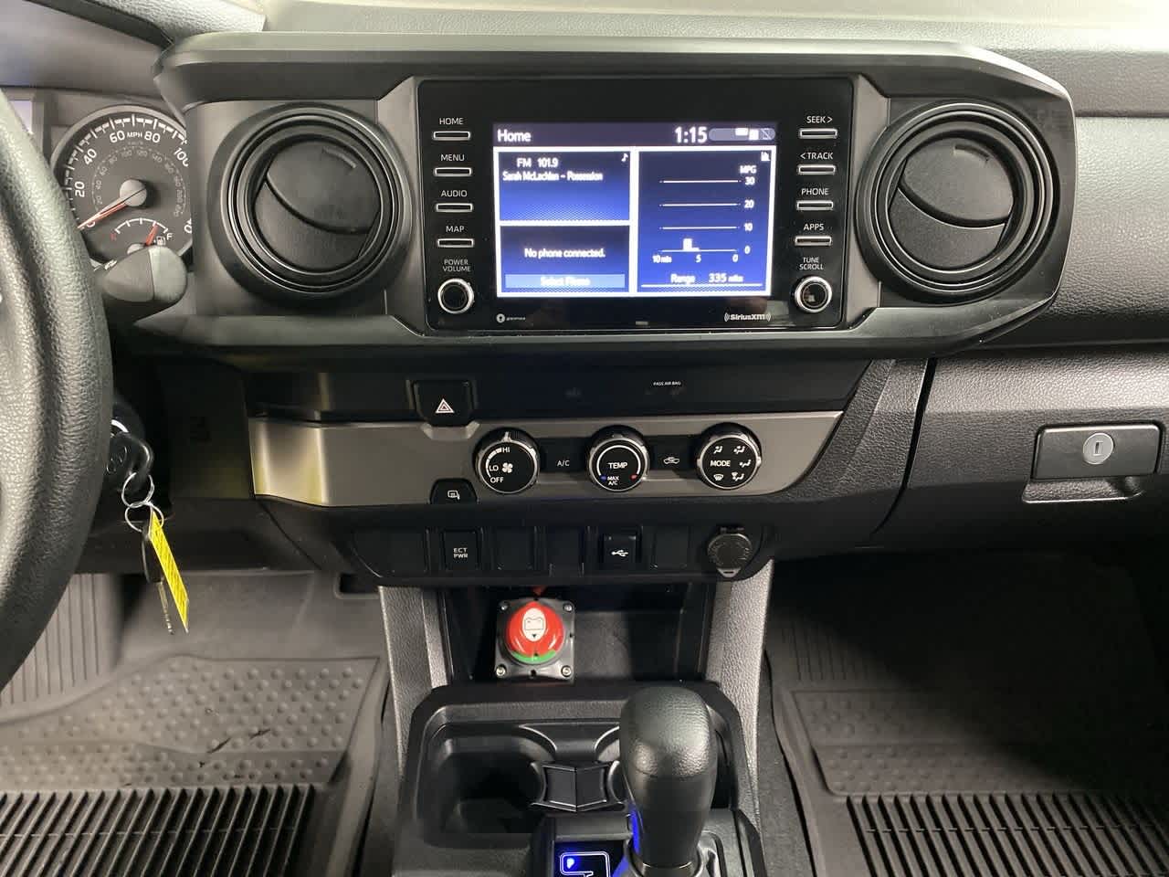 Thumbnail: 2022 Toyota Tacoma - 22