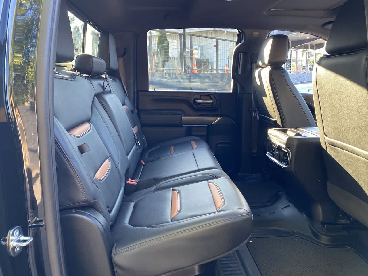 Thumbnail: 2022 GMC Sierra 2500 - 17