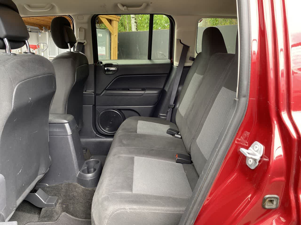 Thumbnail: 2015 Jeep Patriot - 17