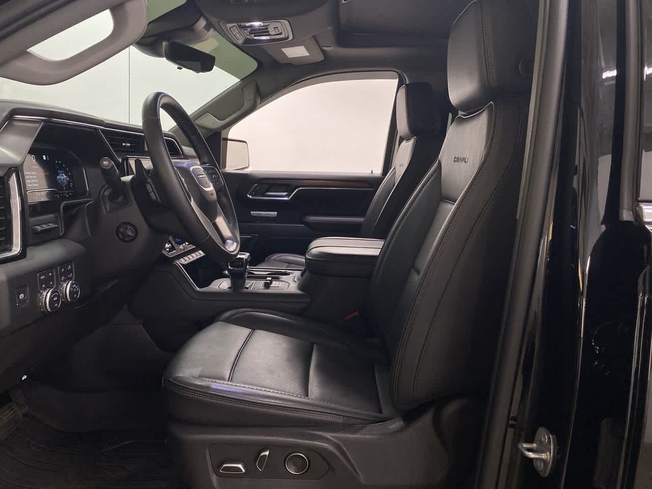 Thumbnail: 2024 GMC Sierra 1500 - 14