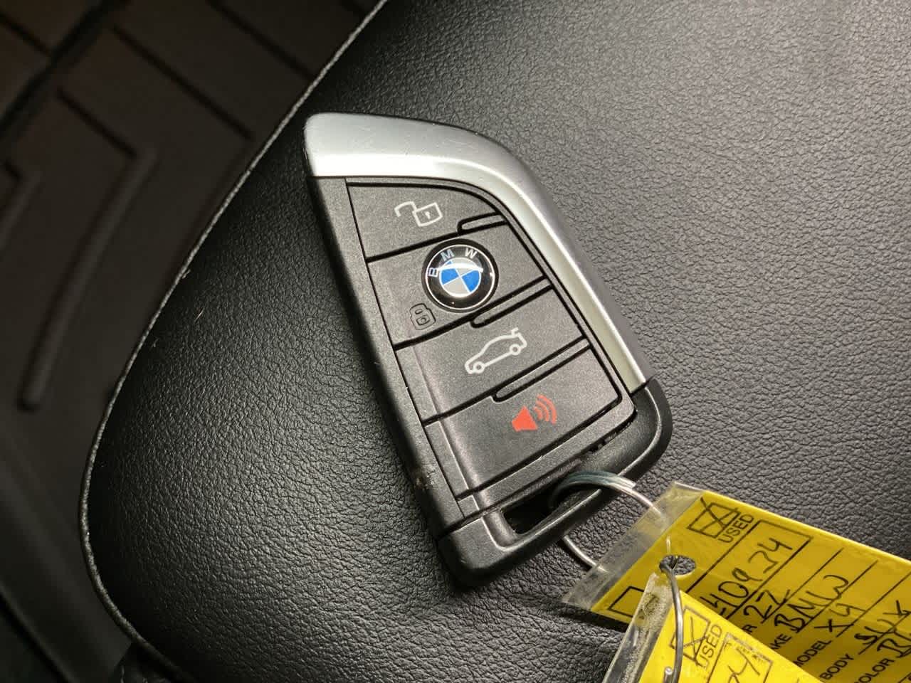 Thumbnail: 2022 BMW X4 - 31